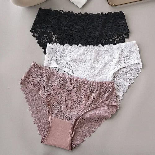 (3 Pieces) Floral Embroidery Lace Brief Panties