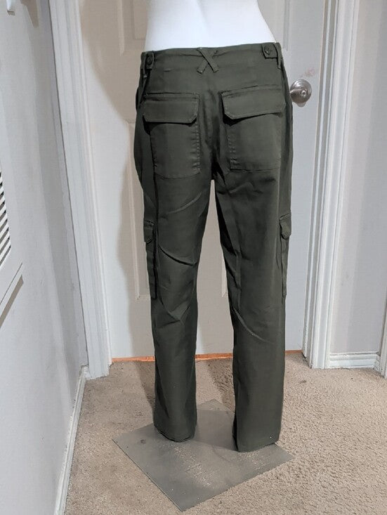 Universal Thread Olive Green Cargo Pants with Utility Pockets Women's 8